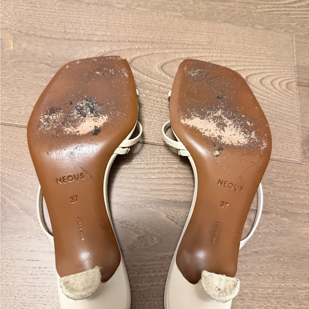 Neous white sandals - Picture 2 of 5